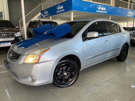 NISSAN SENTRA 2.0 16V FLEX 4P MANUAL NISSAN SENTRA 2.0 16V FLEX 4P MANUAL